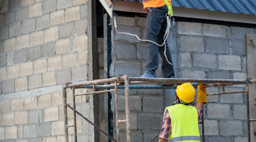 Professional residential roofers in Downing, MO